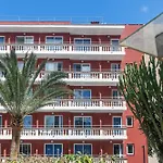 Ona Luna Park - Adults Friendly 16 Years