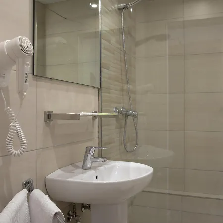 Ona Luna Park - Adults Friendly 16 Years מלון אל ארנל