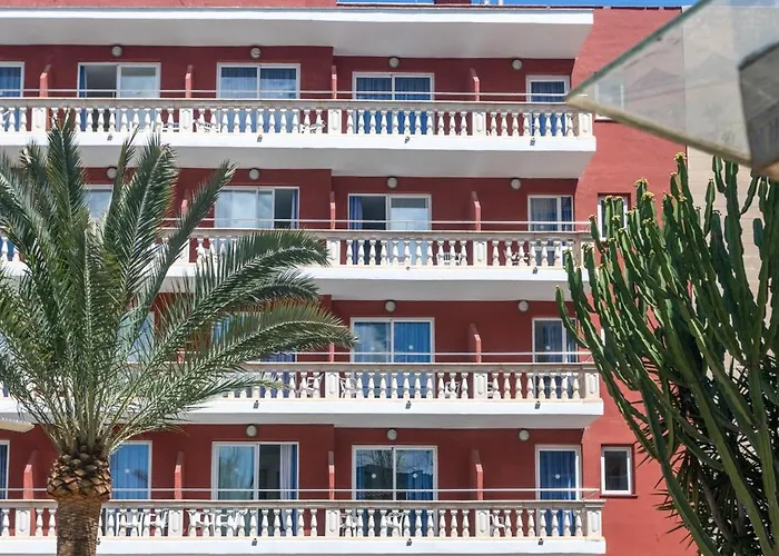 Ona Luna Park - Adults Friendly 16 Years Plus