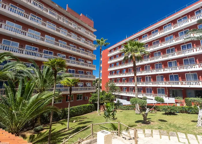 Ona Luna Park - Adults Friendly 16 Years Plus Hotel