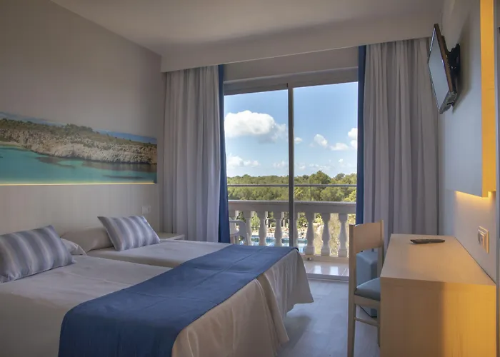 Ona Luna Park - Adults Friendly 16 Years